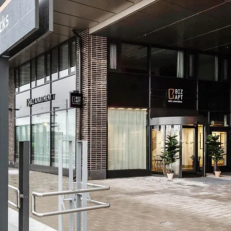 Biz Apartment Bromma-2